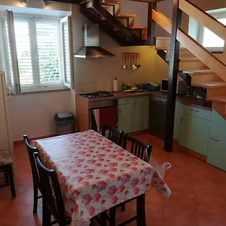 Fuer 5 Personen Ca 85 M Sup2 In Dubrovnik, Dalmatien Neretva Appartement *